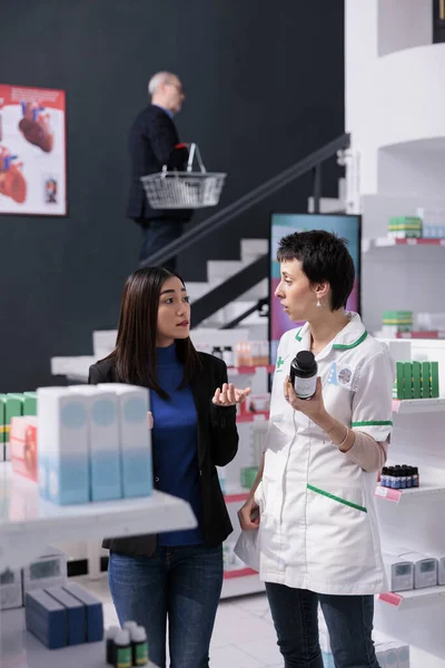 Young Asian Woman Buying Vitamin Consulting Pharmacy Worker Medical Retail — Stock Photo, Image