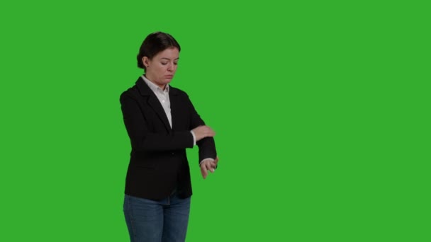 Side View Businesswoman Standing Green Screen Backdrop Feeling Confident Corporate — Stockvideo