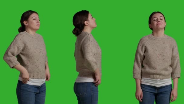 Close Woman Posing Greenscreen Background Standing Green Screen Isolated Template — Stok video