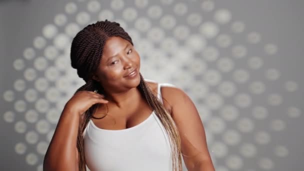 African American Girl Posing Tenderness Bare Skin Creating Skincare Campaign — Stockvideo