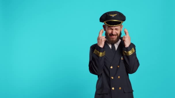 Hopeful Airplane Pilot Posing Fingers Crossed Fulfill Wish Preparing Commercial — Stock video