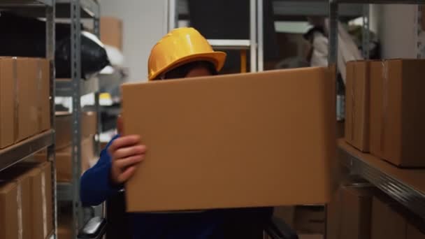 Depot Employee Disability Taking Boxes Racks Warehouse Space Organizing Products — Stockvideo