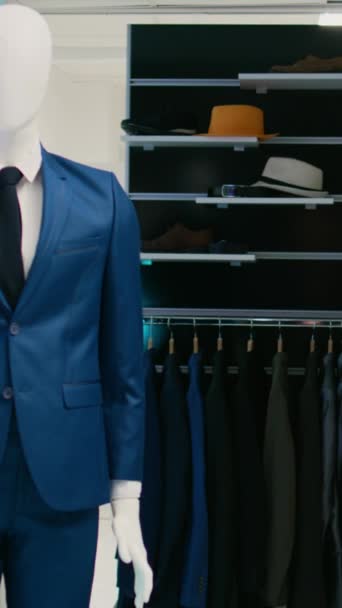 Vídeo Vertical Boutique Moda Vazia Para Pessoas Modernas Shopaholic Atividade — Vídeo de Stock
