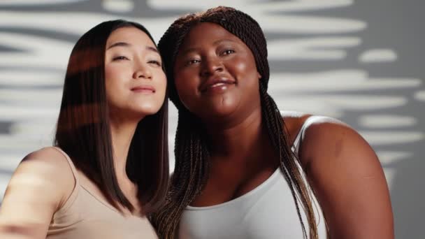 Models Doing Skincare Wellness Campaign Studio Diverse Women Posing Self — Stockvideo