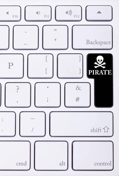 Клавиатура Пиратским Словом Символом Незаконная Загрузка Торрент — стоковое фото