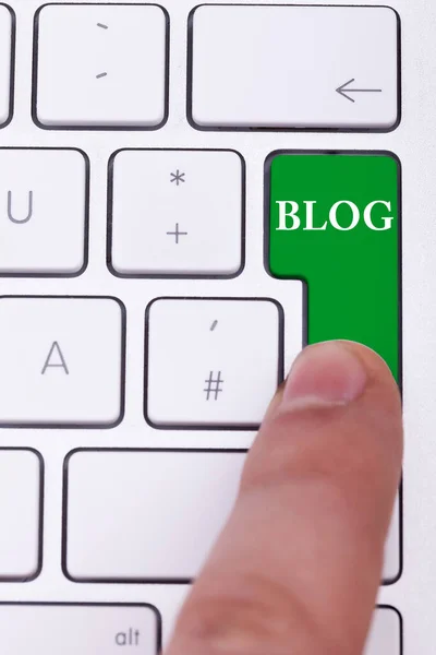 Drücken Der Blog Taste Auf Der Tastatur Bloggen Und Online — Stockfoto
