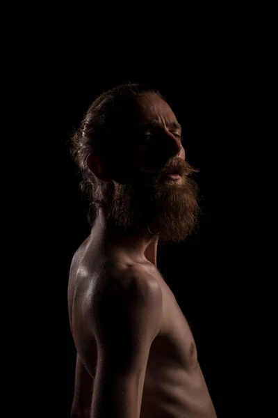 Portret Van Een Man Met Een Baard Een Studiofoto Uitdrukking — Stockfoto