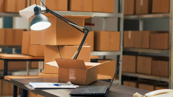 Warehouse Filled Racks Shelves Put Cardboard Boxes Preparing Packages Merchandise — Photo