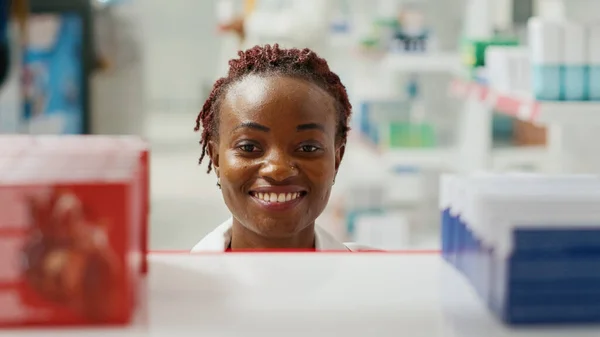 Young Pharmacist Organizing Bottles Pills Racks Putting Medicaments Supplements Pharmacy — Stockfoto