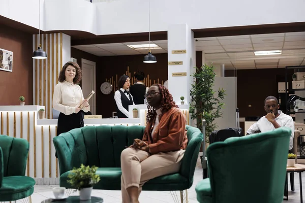 Hotel Manager Employees Guests Lounge Area Lobby Elegant Supervisor Checking — Stock Photo, Image