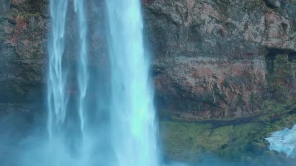 Paisagem Nórdica Cachoeira Descendo Colina Iceland Cascata Seljalandsfoss Com Fluxo — Vídeo de Stock
