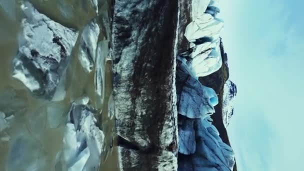 Вертикальное Видео Беспилотный Снимок Ледяной Шапки Ватнайокалла Леднике Впечатляющий Ледник — стоковое видео