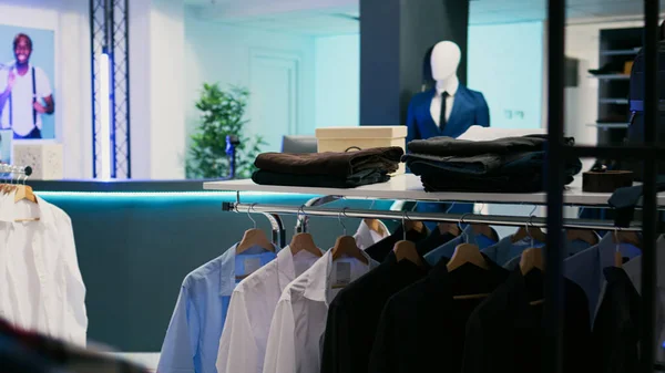 Kleding Winkel Gevuld Met Trendy Merchandise Uit Moderne Modecollecties Winkel — Stockfoto