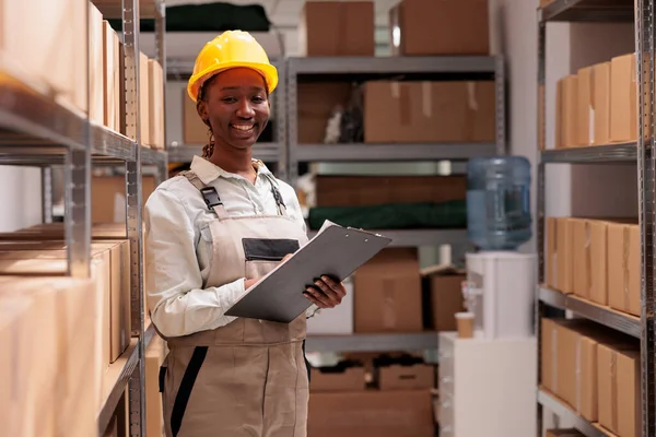 Smiling African American Storage Supervisor Checking Products Stock Retail Shop — Stock Photo, Image