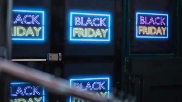 Lege Kledingwinkel Met Labels Voor Zwarte Vrijdag Evenement Stijlvolle Modieuze — Stockvideo