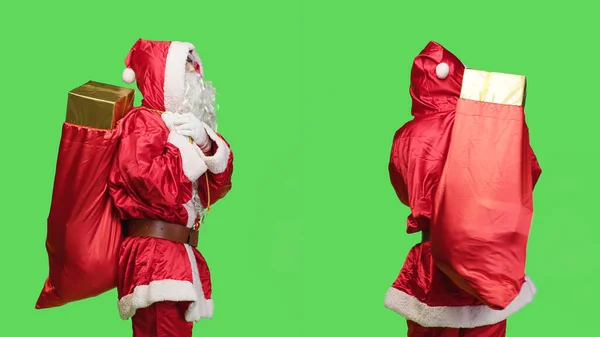 Święty Nick Czeka Prezenty Zabawki Czerwonej Torby Człowiek Ubrany Jak — Zdjęcie stockowe