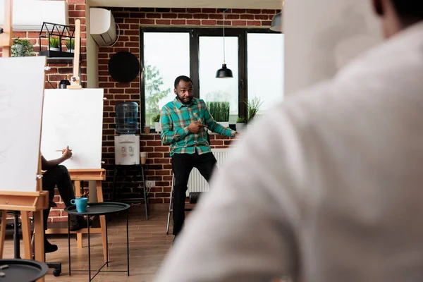 Young African American Man Teaching Art People Creative Studio Male — Stock Photo, Image