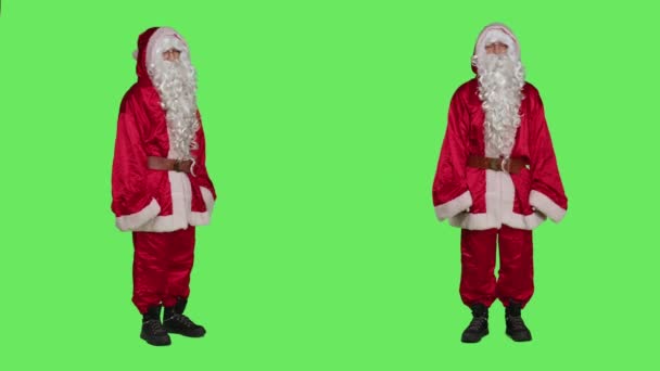 Padre Decepción Navidad Diciendo Mostrando Desacuerdo Joven Retratando Santa Claus — Vídeo de stock