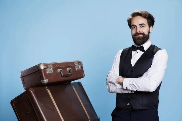 Hotel Worker Baggage Pile Camera Providing Luxury Service Guests Helping — Stock Photo, Image
