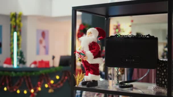 Extremo Close Tiro Brinquedo Miniatura Papai Noel Usado Como Ornamento — Vídeo de Stock
