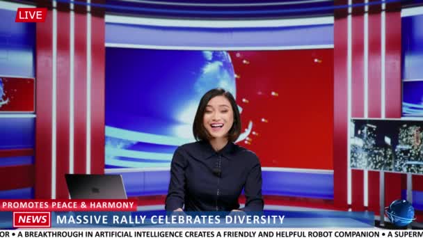 Newscaster Annuncia Inizio Della Manifestazione Dei Cittadini Celebrando Diversità Nel — Video Stock