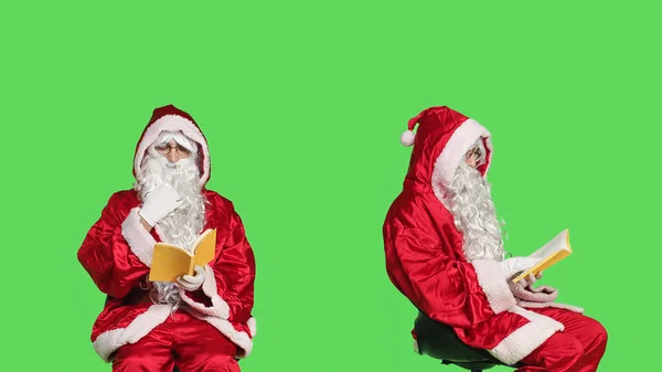 Babbo Natale Con Hobby Lettura Godendo Lezione Con Libro Poesia — Foto Stock