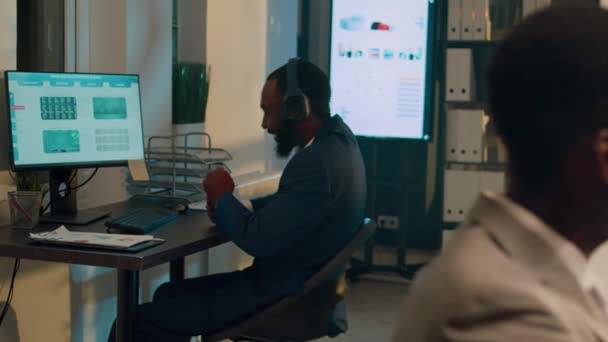 Employee Stressed Coworker Having Fun Work Listening Music Pretending Beat — Stock Video