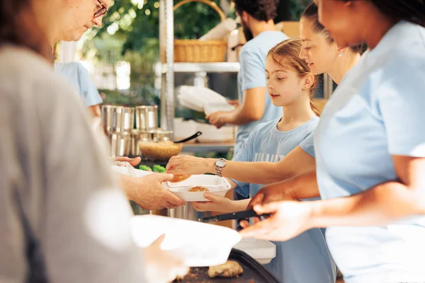 Image Showcasing Charity Workers Outdoor Food Bank Serving Needy Homeless — Stock Photo, Image