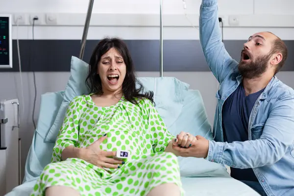 Young Couple Expecting Baby Hospital Ward Bed Healthcare Facility Woman — Stock Photo, Image