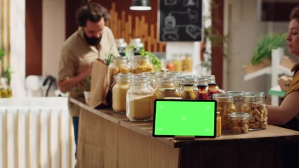 고객은 폐기물 가게에서 상업적 기호로 사용되는 공간이있는 크로마 태블릿 재사용할 — 비디오