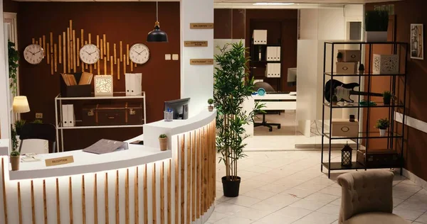 Crane Shot Empty Travel Accommodation Resort Elegant Lounge Interiör Med — Stockfoto