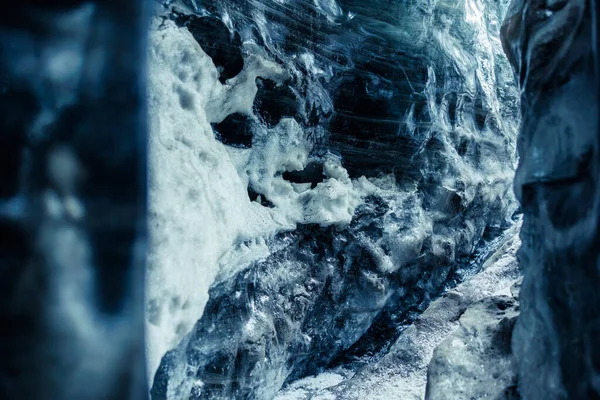 Παγετώνας Που Στάζει Σπηλιές Σκανδιναβικό Τοπίο Στην Ισλανδία Νερό Λιώνει — Φωτογραφία Αρχείου