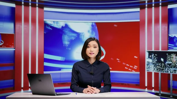 Asian Presenter Hosting News Segment Live Program Addressing All Headlines — Stock Photo, Image
