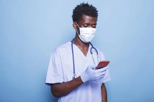 Black Man Wearing Face Mask Gloves Browsing Healthcare Data His — Stock Photo, Image