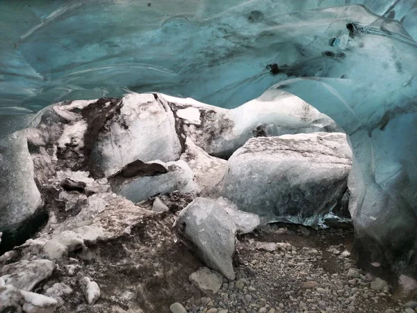 Magische Eisstrukturen Gletscherspalten Große Blau Gefrorene Eisblöcke Den Höhlen Von — Stockfoto
