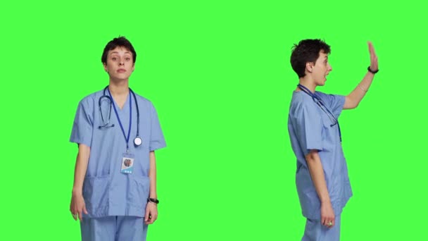 Asistente Médico Llamando Gente Para Que Acerque Para Examen Invitando — Vídeos de Stock