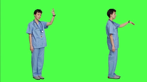 Медицинский Ассистент Вызывает Людей Подошли Ближе Осмотра Приглашает Пациентов Кабинет — стоковое видео