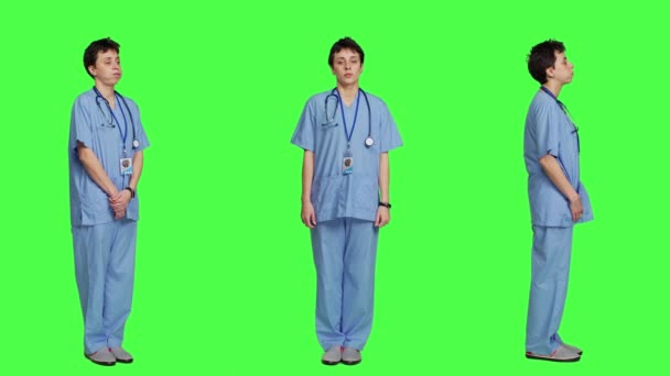 Δυσαρεστημένη Νοσοκόμα Λέει Όχι Και Αναστενάζει Φόντο Την Πράσινη Οθόνη — Αρχείο Βίντεο