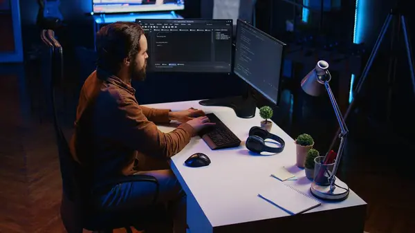 Informatiker Entwickelt Code Während Seinem Büro Java Programmiersprachen Verwendet Admin — Stockfoto