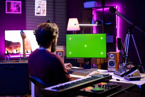 Sound Engineer Learning Mix Master Audio Recordings Watching Post Production — Stock Photo, Image