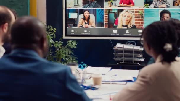 Business Associates Ontmoeten Belanghebbenden Een Videocall Verbinding Delen Inzicht Updates — Stockvideo