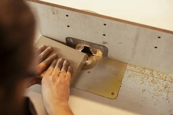 Carpenter Studio Puts Wood Block Spindle Moulder Creating Smooth Edges — Stock Photo, Image