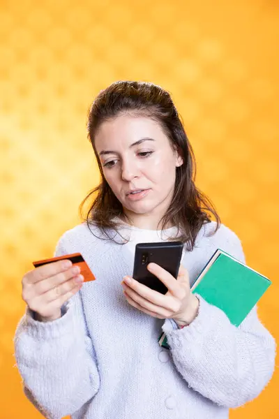 Woman Appalled Books Cost While Adding Credit Card Information Cellphone — Stock Photo, Image