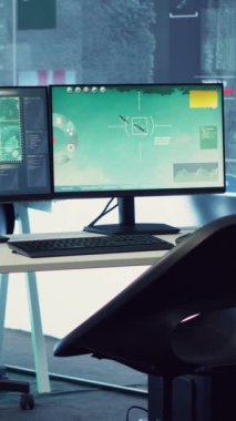 Dikey Video Boş Askeri İHA kontrol merkezi uyduyu takip etmek ve ulusal güvenliği sağlamak için radar görüntülerini kullanıyor. Ordu istihbaratı ve keşif sistemi merkezde..