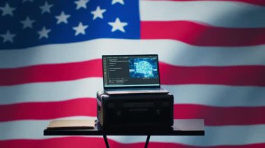 Amerikalı programcı, sosyal medyada yapay zeka teknolojisiyle düşman robotlarıyla savaşıyor. ABD CIA ajansı için çalışan teknisyen sahte haberleri tespit etmek için yapay zeka algoritmaları geliştiriyor. Kamera A