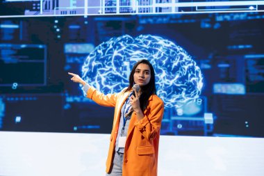 CEO etkinlikte yaptığı konuşmada önde gelen uzmanlar, araştırmacılar, yenilikçiler ve dünyanın dört bir yanından gelen şirketler yapay zeka ve makine öğrenimindeki son gelişmeleri incelemek üzere bir araya geldi.