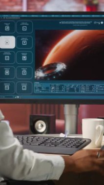 Yapay zeka programını kullanan dikey video kadın metni videolara dönüştürüyor, sonuçlardan memnun. Bitkilerle çevrili kişi metinle etkileşim halinde video yapay zeka üretken modeli, kamera B