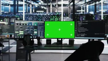 Veri merkezindeki modelleme bilgisayarlar, süperbilgisayarların donanım enerji tüketimini nod ağacı yazılımıyla yönetir. Yeşil ekran PC 'leri görsel programlama aracı kullanarak sunucu tarım işlemlerini otomatik hale getirir