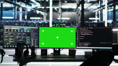 Veri merkezindeki yeşil ekran bilgisayarlar nod ağacı yazılımı kullanarak enerji tüketimini yönetiyorlar. Görsel programlama araçları kullanarak sunucu odasındaki izleme süreçlerini otomatik hale getiren Mockup PC sistemleri