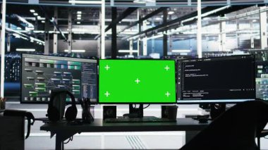Chroma anahtarı sunucu çiftliğinde vites arızalarını tespit eden düğüm ağacı programlama aracını görüntüler. İzole edilmiş ekran model bilgisayar izleme veri merkezi performansı üzerine görsel programlama yazılımı